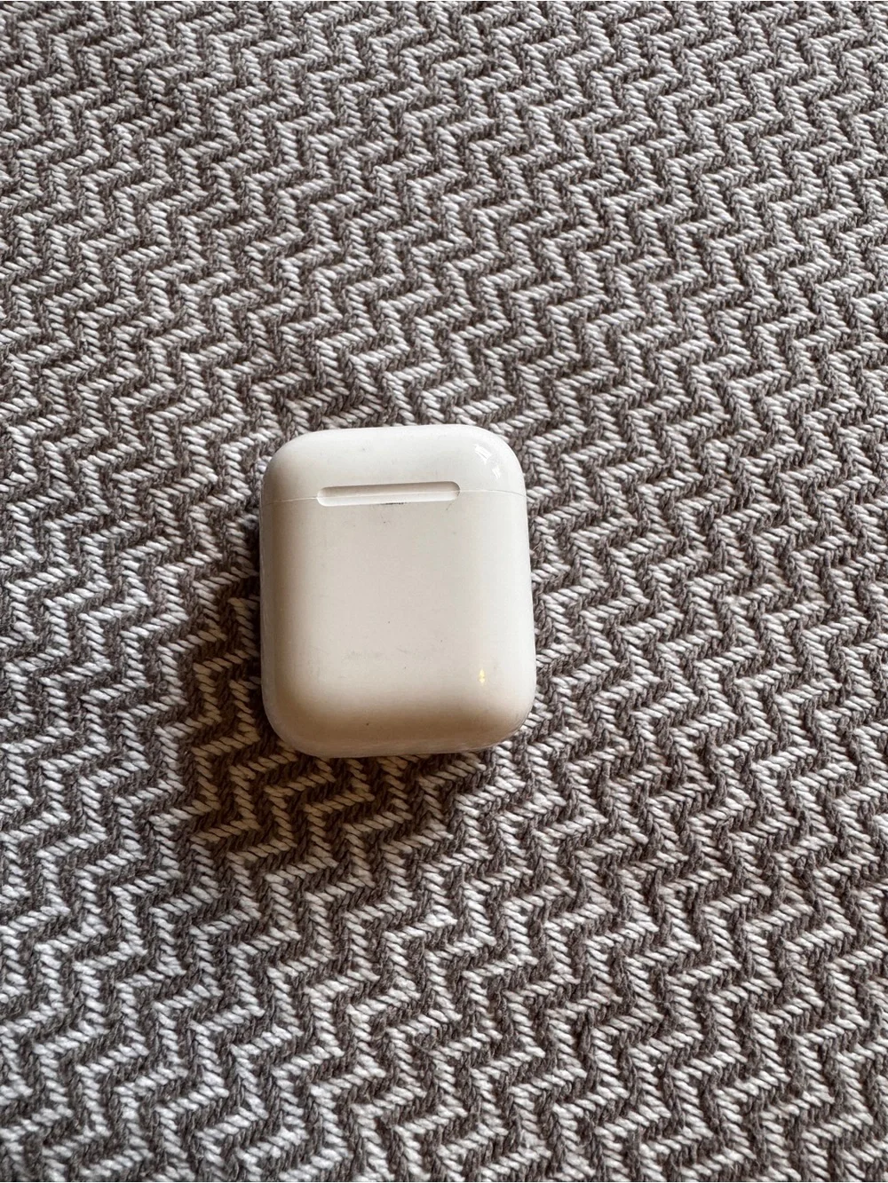 Apple wireless earbuds